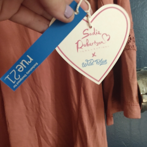 Rue21 Top - Picture 3 of 3